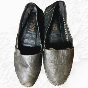 Adam Tucker By Me Too Butter-Soft Leather Flats In Charcoal 